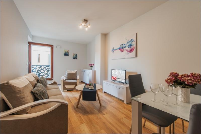 P&O Serviced Apartments Solec วอร์ซอ ภายนอก รูปภาพ