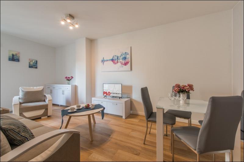 P&O Serviced Apartments Solec วอร์ซอ ภายนอก รูปภาพ
